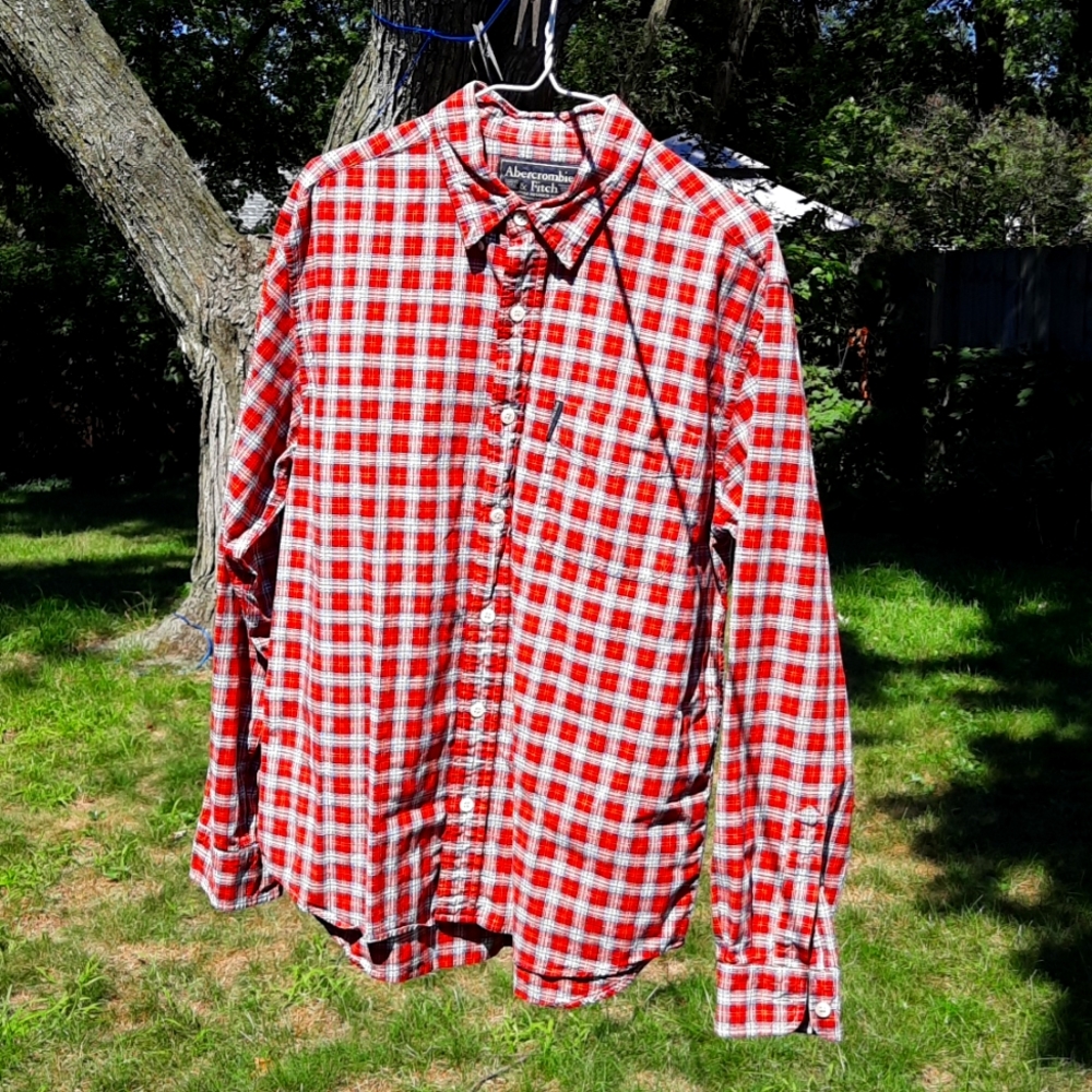 Abecrombie & Fitch men's L button down shirt
